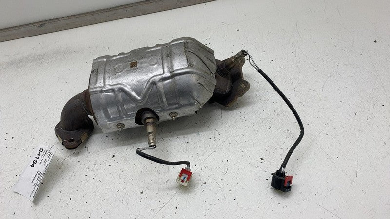 68365825AC ⭕ 2017-2024 Chrysler Pacifica Exhaust Manifold Assembly OEM 68365825AC