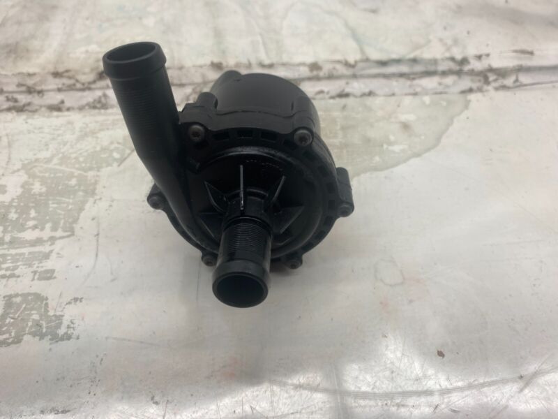 2016-2020 Tesla Model S X Cooling System Auxiliary Water Coolant Pump FWD Assy