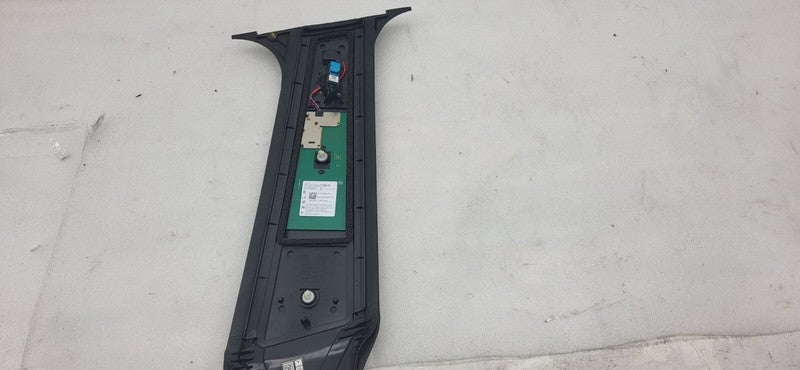 151625800E ⭕ 20-23 Model Y Right Exterior B-Pillar Applique Glass Trim RH AP3 1506886-00-H