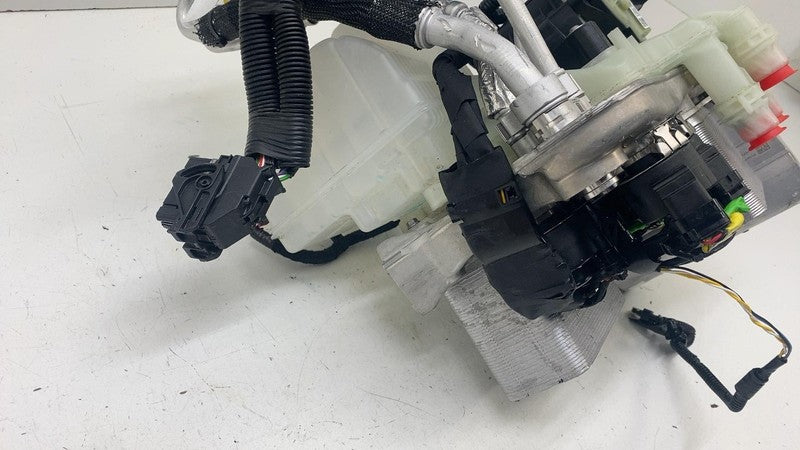 ⭕ 2024-2025 Tesla Model 3 Supermanifold Refrigerant Chiller w/ Coolant