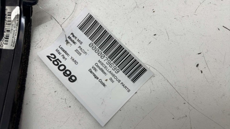 ⭕ 2025 Chrysler Pacifica Passenger Side Turn Signal LED Assembly Right