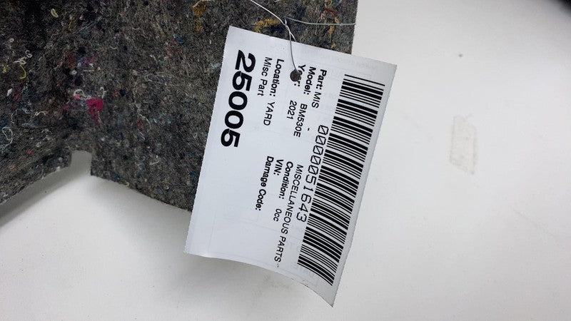 7373581 2018-2021 BMW 530e B46X Driver Side Trunk Carpet Side Trim Cover Left LH 7373581