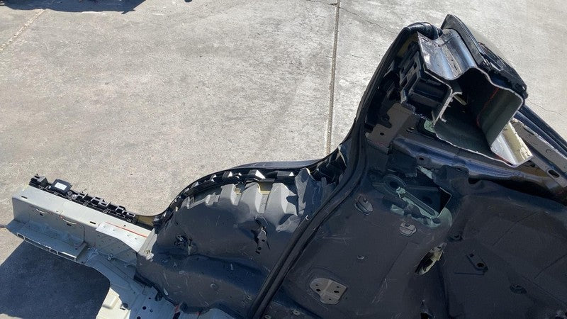 ⭕16-20 Tesla Model X Rear Right Quarter Fender Frame Panel Cutout Gray