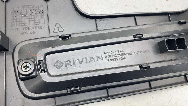 PT00573603 A ⭕ 25 Rivian R1S Rear Driver Side 2nd Row Outer Seat Trim Cover Left PT00573603-A