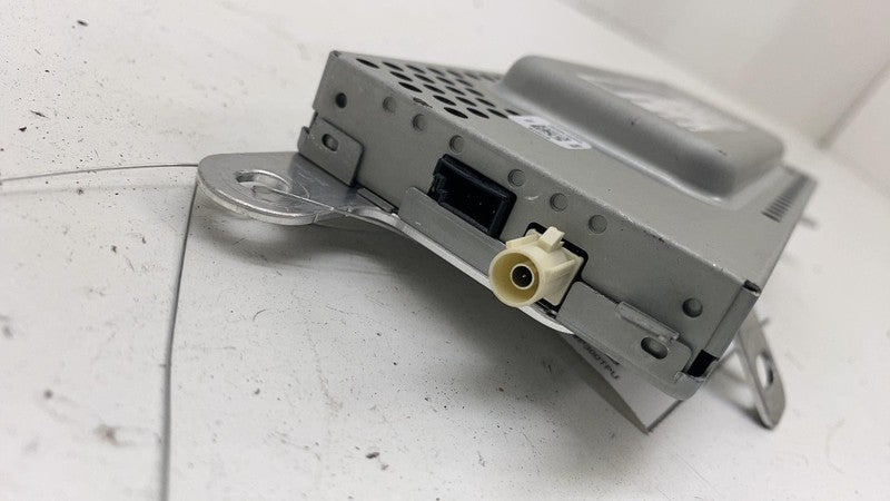 107974900D ⭕ 2017-2023 Tesla Model 3 Harman Becker Radio FM/HD Receiver Module 1079749-00-D