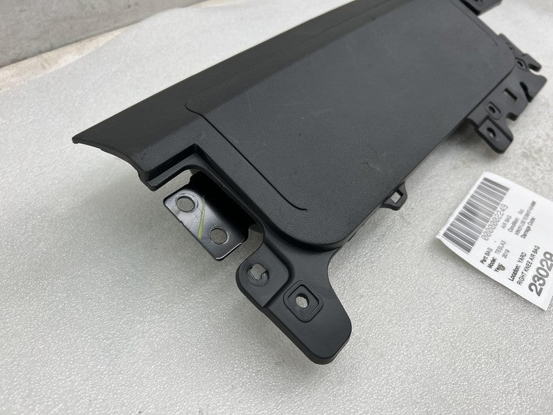 ⭕ 17-23 Tesla Model Y 3 Right Knee Airbag Passenger Safety Module 1077