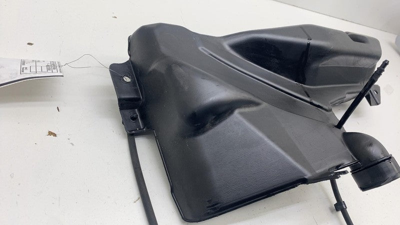 ⭕ 2024-2025 Model 3 Windshield Washer Reservoir Bottle Tank w/ Pump 18