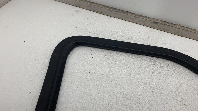 PT00001181G 2022-2024 Rivian R1S R1T Front Left Door Interior Garnish Trim LH PT00001181-G