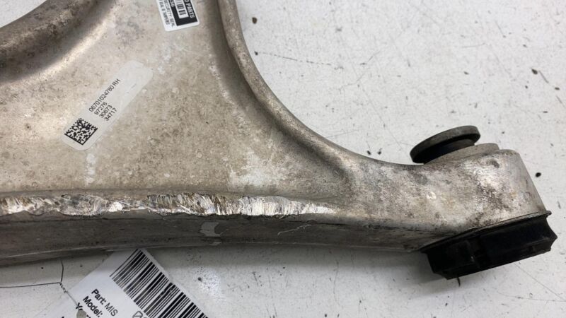 06701024780 ⭕17-22 Maserati Levante Front Right Suspension Lower Control Arm AWD 06701024780