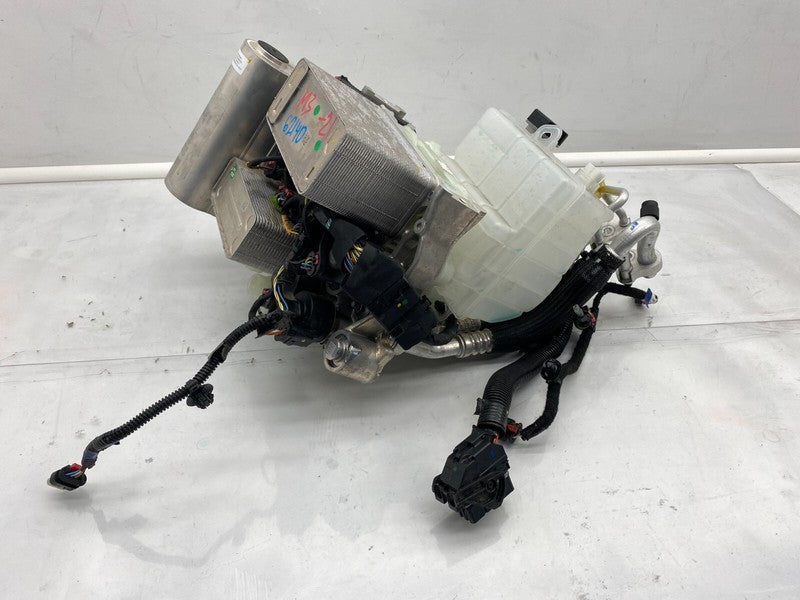 155505550C 20-23 Model 3 Supermanifold Refrigerant Chiller & Coolant Reservoir 1547595-98-E