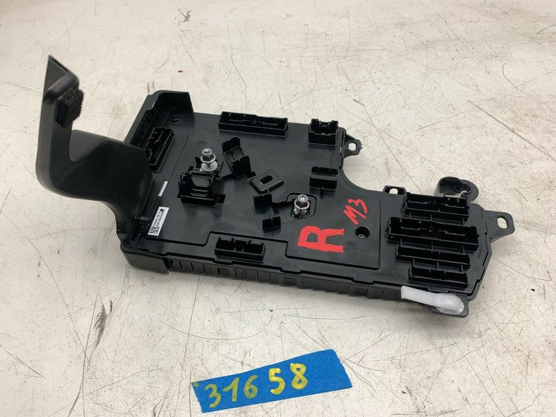 ⭕17-20 Tesla Model 3 Right Low Voltage Controller Electronic Module 11