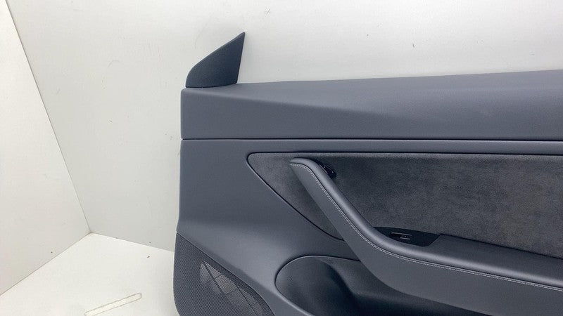 1090411-01-H ⭕ 17-20 Tesla Model 3 Front Right Interior Door Panel Trim Card OEM 1090411-01-H