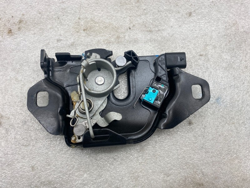 150039700E ⭕ 2021-2023 Model 3 Hood Latch Double Pull Single Actuator w/ Cable 1500397-00-E