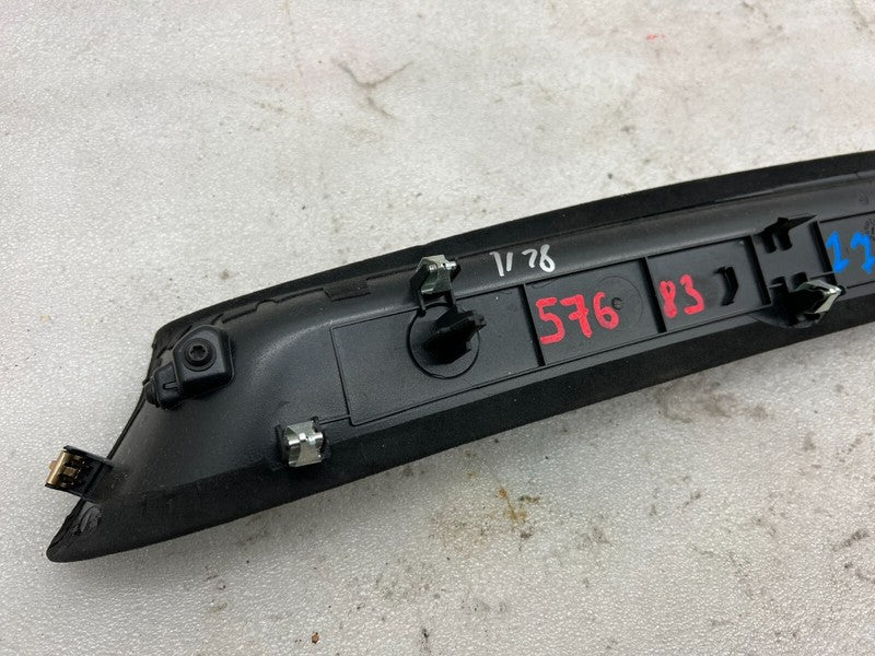 ⭕ 16-20 Tesla Model X Front Right Windshield Sun Visor Trim Bezel 1050