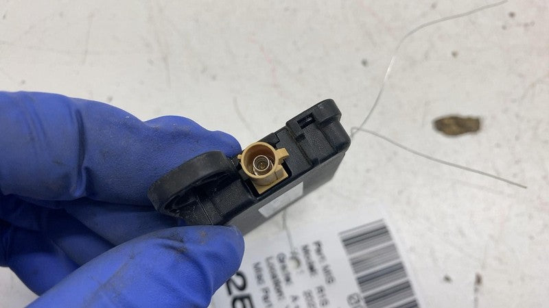 ⭕ 2022 Rivian EDV-700 Amazon Truck Keyless Antenna Module Unit OEM PT0