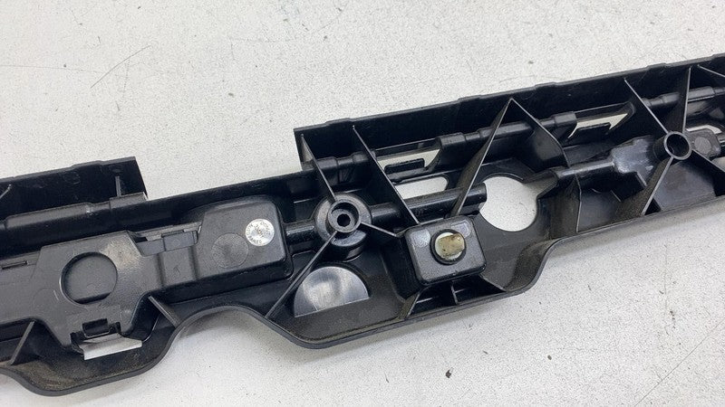 51777387345 2017-2022 BMW 530e Rear Left Skirt Rocker Molding Panel Support Mount Bracket LH