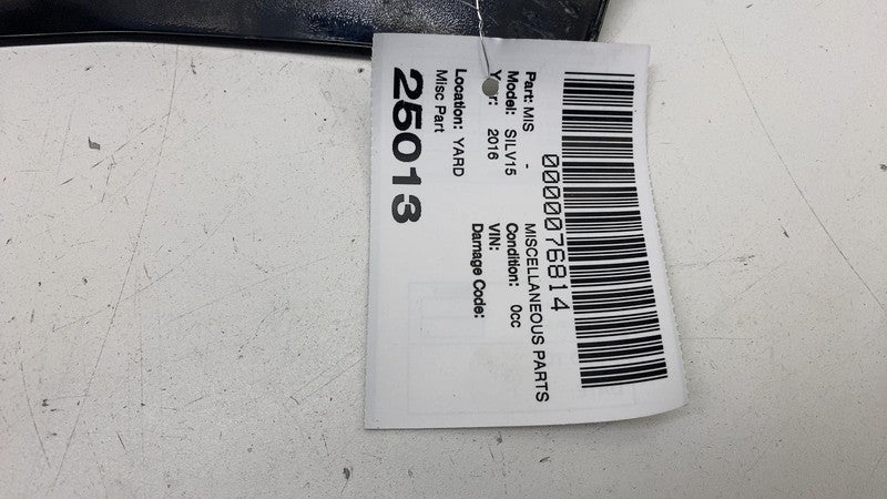 ⭕ 16-19 Chevrolet Silverado 1500 Front Center Grille Trim w/ Logo Badg