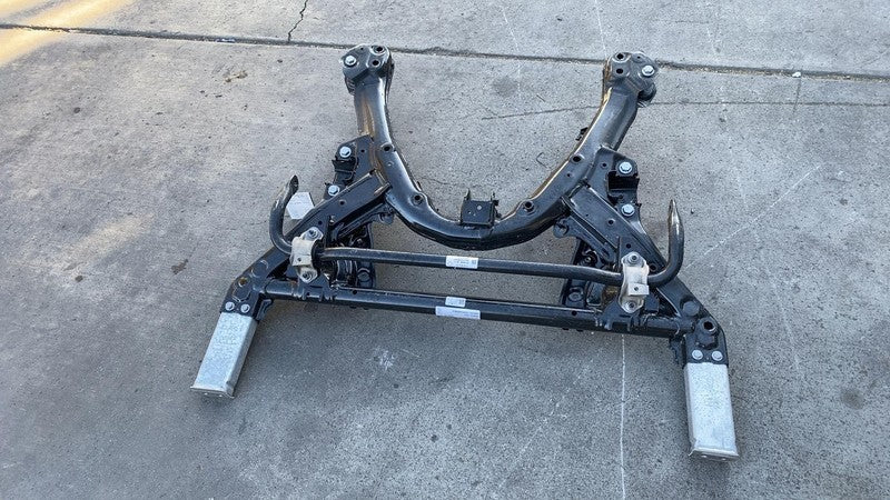⭕ 20-23 Model Y Front Subframe Crossmember Cradle w/ Stabilizer Bar 10