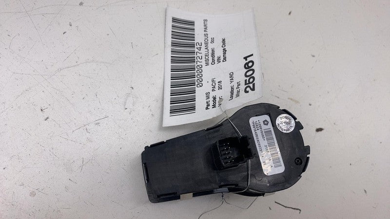 68154356AC 17-24 Chrysler Pacifica Dash Headlight Head Light Lamp Control Switch 68154356AC