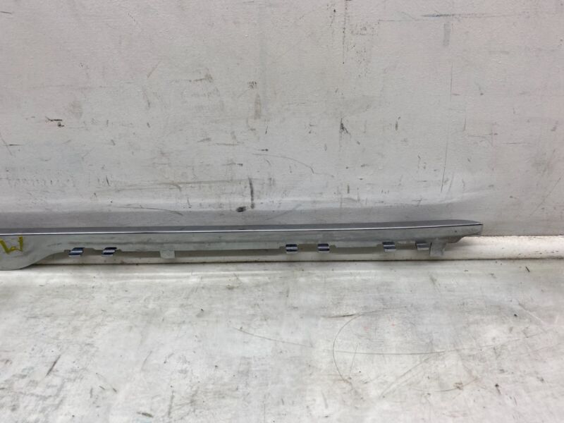 102504200E ⭕ 12-20 Tesla Model S Right Bright Rocker Molding Sill Trim Panel 1025042-00-E