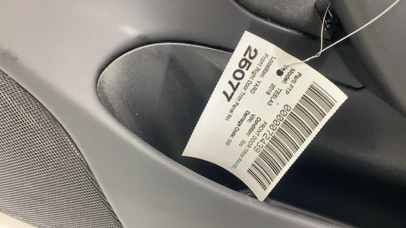 1085119-00-E ⭕ 17-20 Tesla Model 3 Front Passenger Side Interior Door Panel Trim Card Right