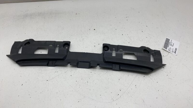 4KE 807 082 ⭕ 2019-2023 Audi E-Tron Radiator Lower Sight Shield Support Cover 4KE807082