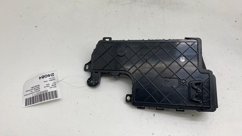 107867300K ⭕ 2017-2023 Model 3 Front Left Low Voltage Body Control Module Unit 1078673-00-K
