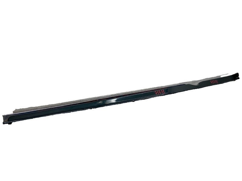 101221700C ⭕12-23 Tesla Model S Passenger Side Skirt Molding Scuff Plate Right 1012217-00-C