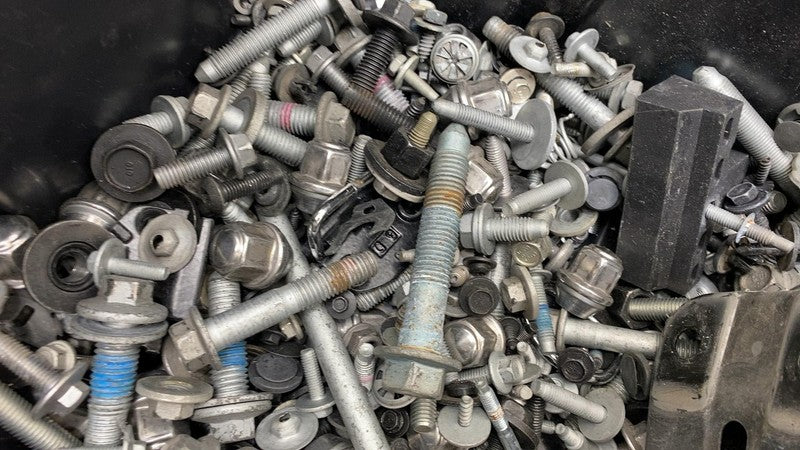 AV61101A80AF ⭕ 13-18 Ford C-Max Left & Right Crossmember Bracket w/ SET of Bolt Wheel Lug Nut