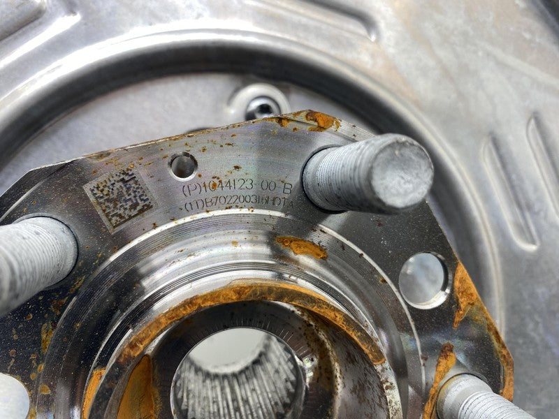 ⭕17-23 Model 3 Rear Left Suspension Knuckle Spindle w/ Shield & Hub 10