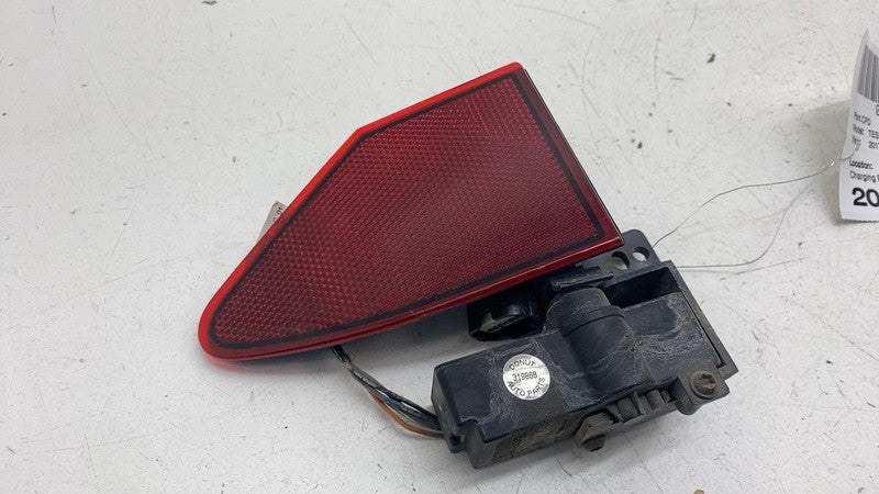 ⭕ 12-20 Tesla Model S Rear Left Taillight Lamp Charge Reflector LH 104