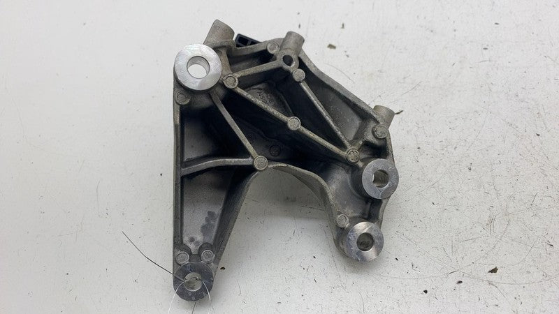 32380056 ⭕ 2023-2025 Polestar 2 Engine Motor Crossmember Support Bracket Mount 32380056