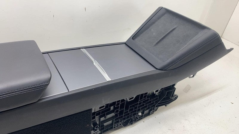 ⭕ 24-25 Model 3 Front Center Console Armrest & Compartment GEN 3 w/ Tr