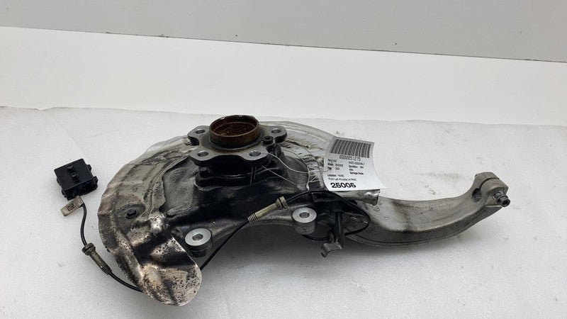 6861797 04 2017-2023 BMW 530e Front Left Spindle Knuckle Wheel Hub w/ ABS & Dust Shield RWD