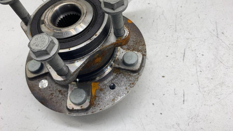 PT00031233E ⭕ 2022-2025 Rivian R1S Front Passenger Side Wheel Hub Bearing Right PT00031233-E