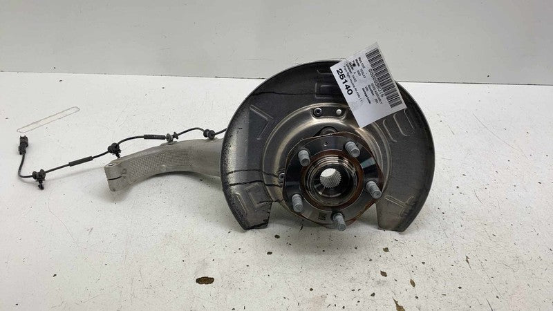 ⭕ 17-23 Model 3 Front Right Spindle Knuckle w/ Hub (150mm Driven) 1044