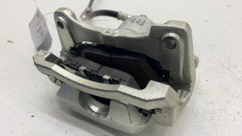 ⭕ 2020-2024 Toyota Prius Front Driver Side Caliper w/ Brake Hose Line 