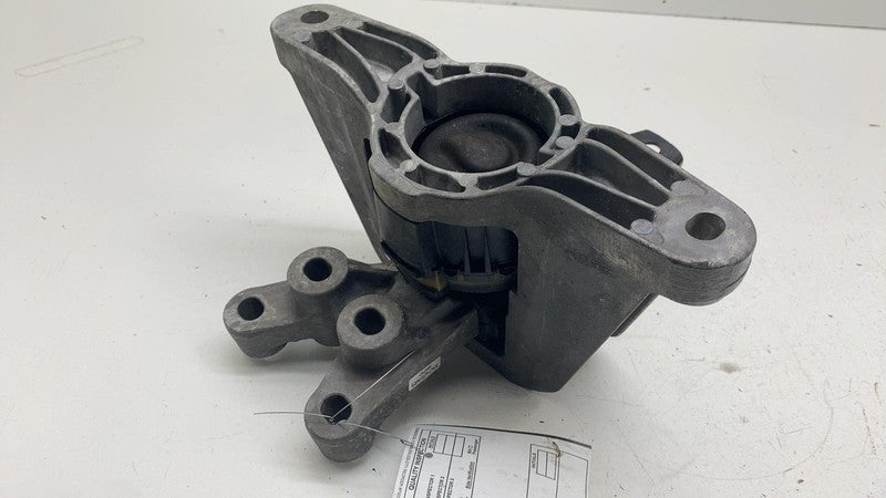 68224746AD ⭕ 17-24 Chrysler Pacifica Engine Right Frame Mount Support Bracket RH 68224746AD