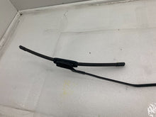 ⭕12-20 Model S Front Passenger Windshield Wiper Arm & Blade Right 1053399-00-A