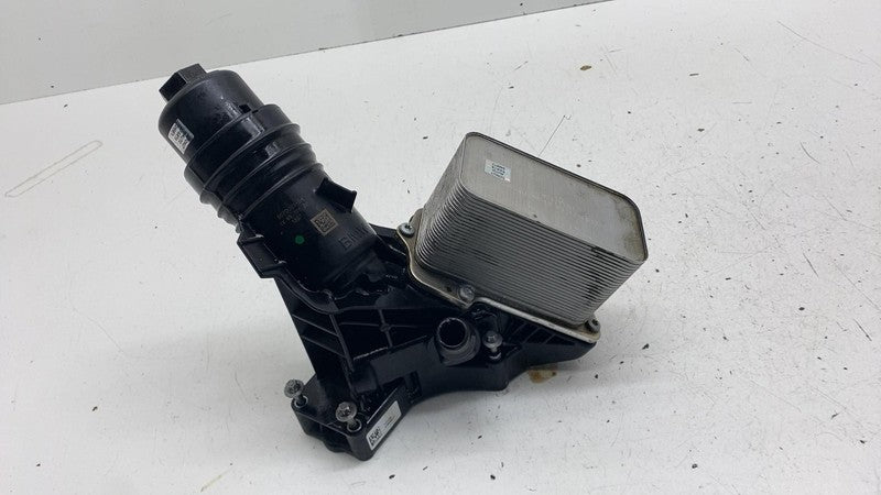 ⭕ 2017 2018 2019 2020 BMW 540i Engine Motor Oil Cooler Filter Housing 