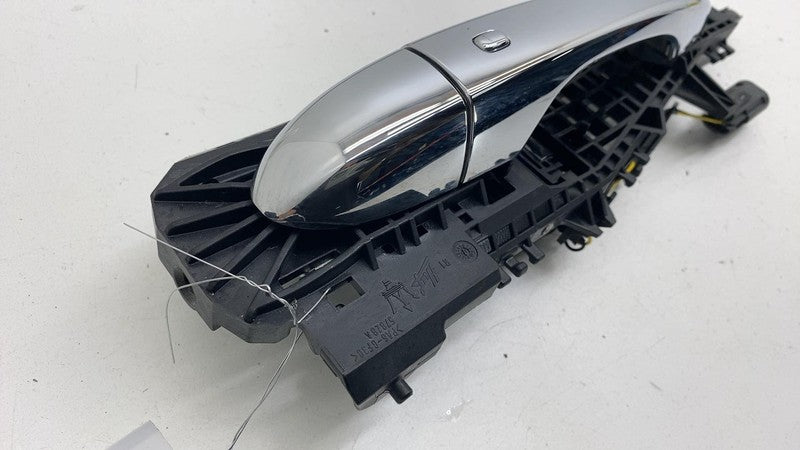 ⭕ 2017-2020 Maserati Levante Rear Passenger Side Exterior Door Handle 