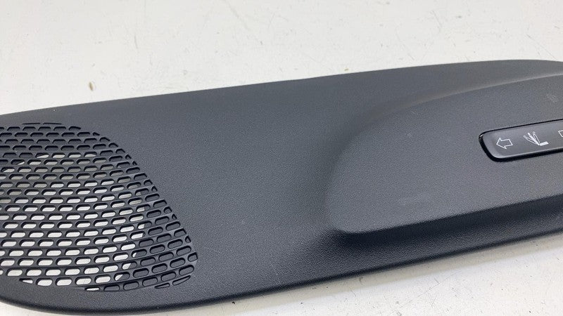 6DB41DX9AE ⭕ 17-25 Chrysler Pacifica Rear Left Quarter Trim Bolster Cover Panel 6DB41DX9AE