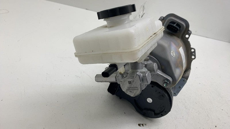 ⭕ 2025 Rivian R1S Power Brake Booster Master Cylinder Assembly Unit PT