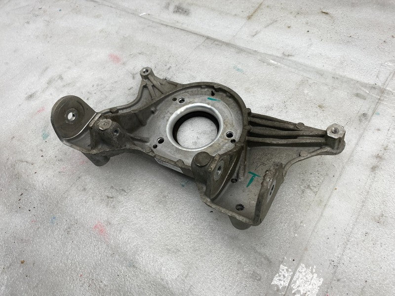 104437600D ⭕ 2017-2023 Tesla Model 3 M3 Front Right Upper Strut Mount Bracket 1044376-00-D