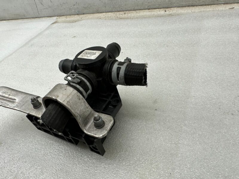 600737000B 2012-2020 Tesla Model S Coolant Pump Cooling Valve Actuator 4-Way 6007370-00-B