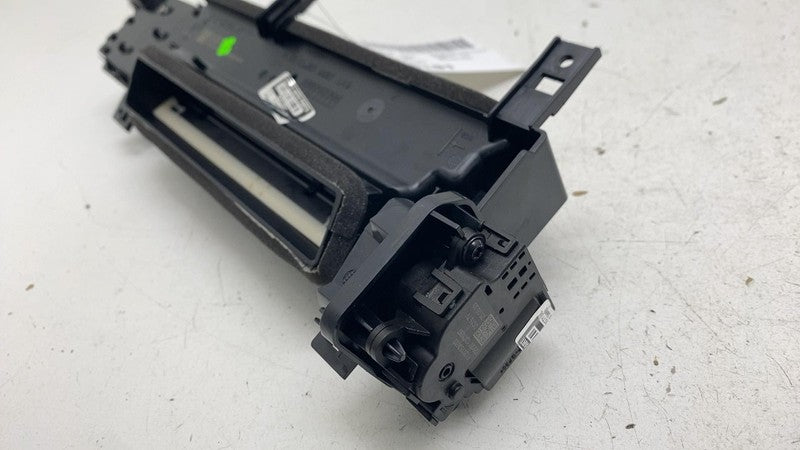 ⭕ 25-26 Tesla Model Y MY Passenger Side Instrument Panel Air Vent Righ