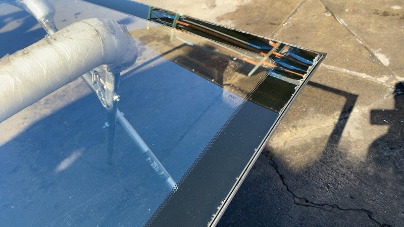2012-2015 Tesla Model S MS Front Windshield Heated Wiper Area (No Auto