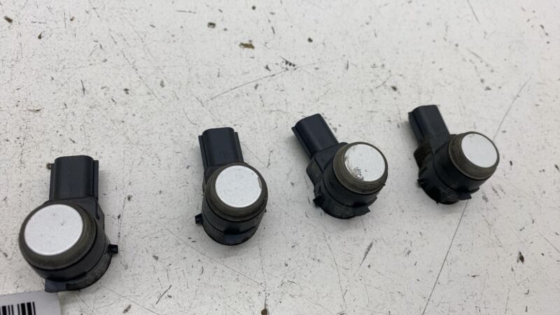 101438805A 12-15 Model S Front or Rear Bumper Ultrasonic Parking Sensor PDC x4 1014388-05-A