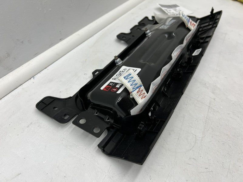 1077826-00-D ❇️17-23 Tesla Model Y 3 Right Knee Airbag Passenger Safety Module RH OEM 1077826
