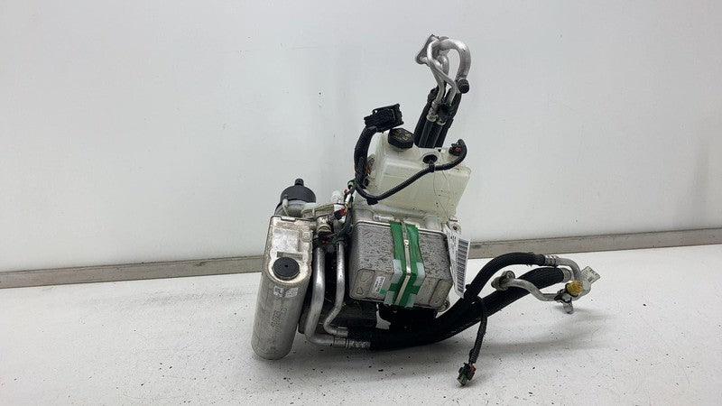 1549902 00 C 2020-2024 Tesla Model Y Supermanifold Refrigerant Chiller w/ Coolant Reservoir